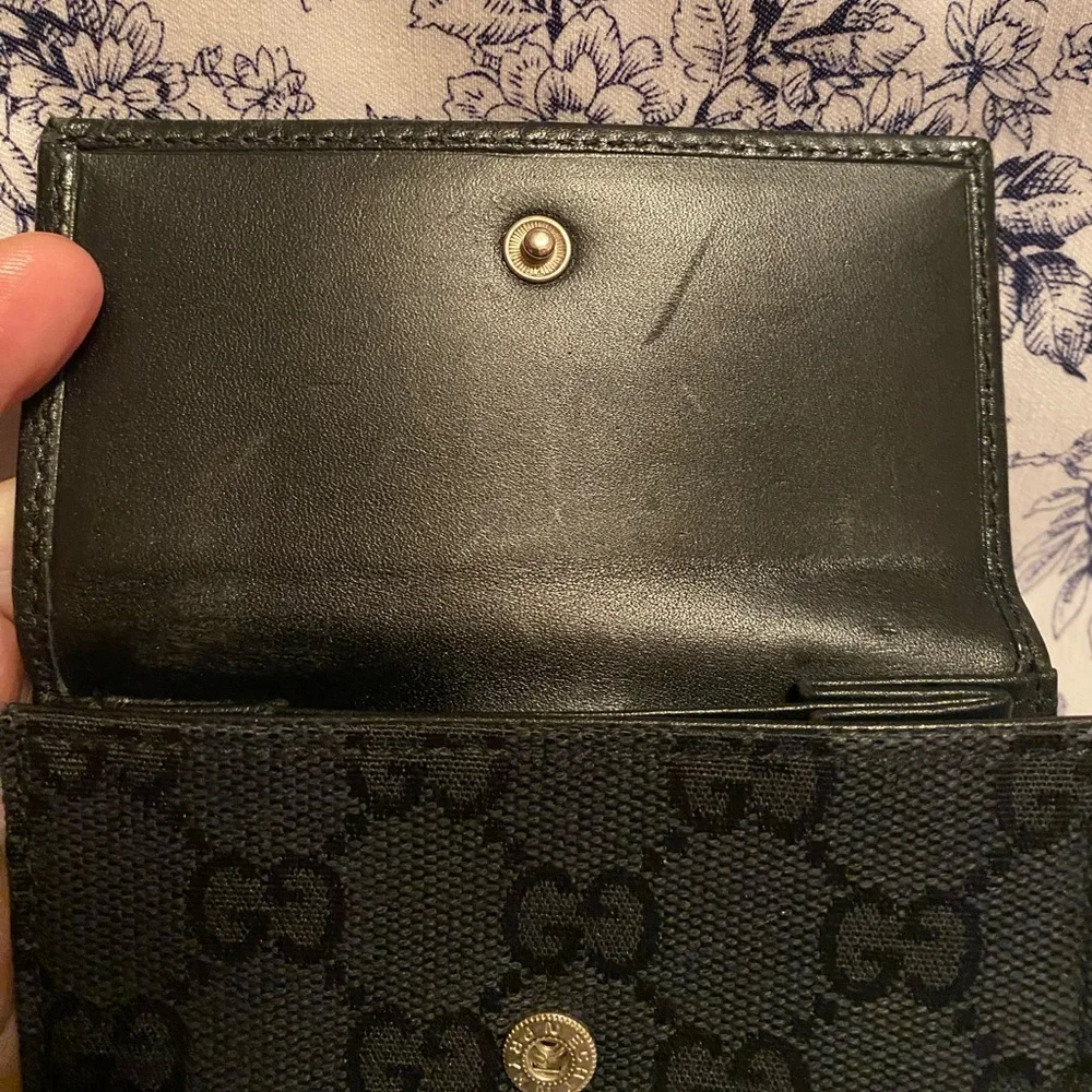 Gucci Jackie GG Black Canvas Compact Wallet w/Gunmetal Hardware - Picture 9 of 15